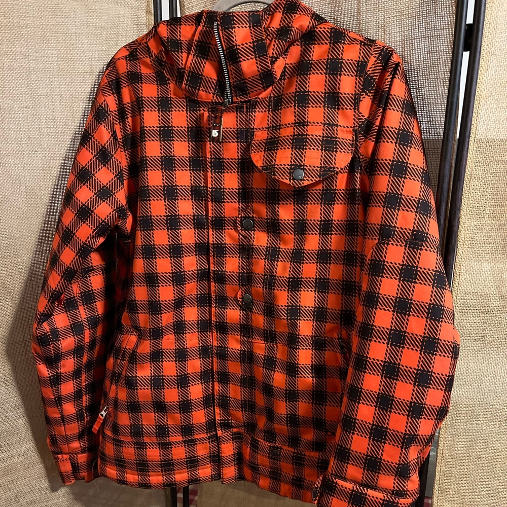 Burton snowboarding coat in great shape. Bought it here but did wear.